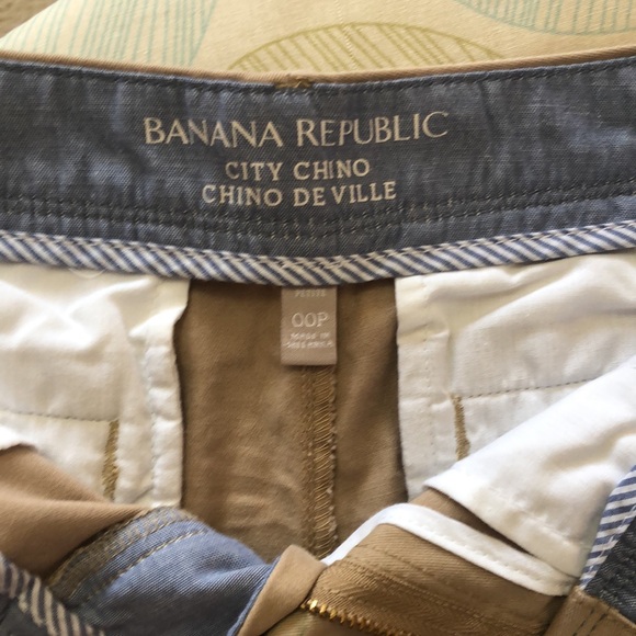Banana Republic City Chino Khaki Shorts - Picture 4 of 6